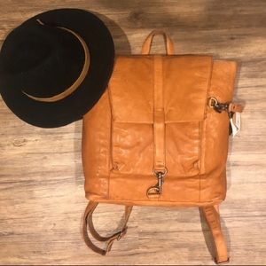NWT FRYE & CO Rubie Leather Backpack